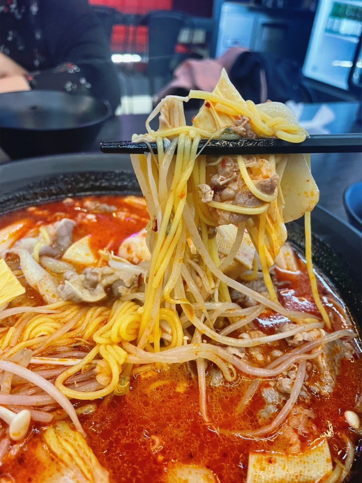  소림마라 자곡점:) 낮에는 혼밥하기도 좋은 마라탕, 밤에는 펍느낌의 소림마라포차