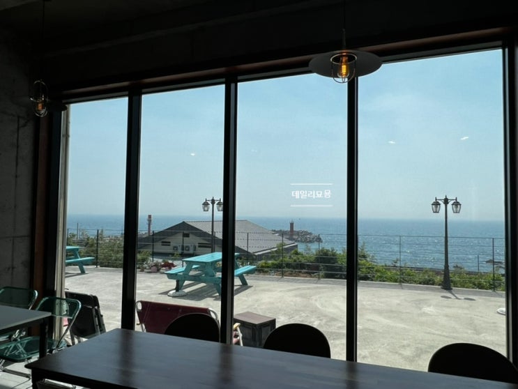  경주 여행 감포 오션뷰 카페 : 감포 이견대 카페