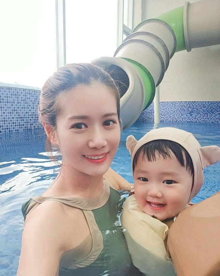  가평 리버웨이브풀빌라 키즈룸과 수영장