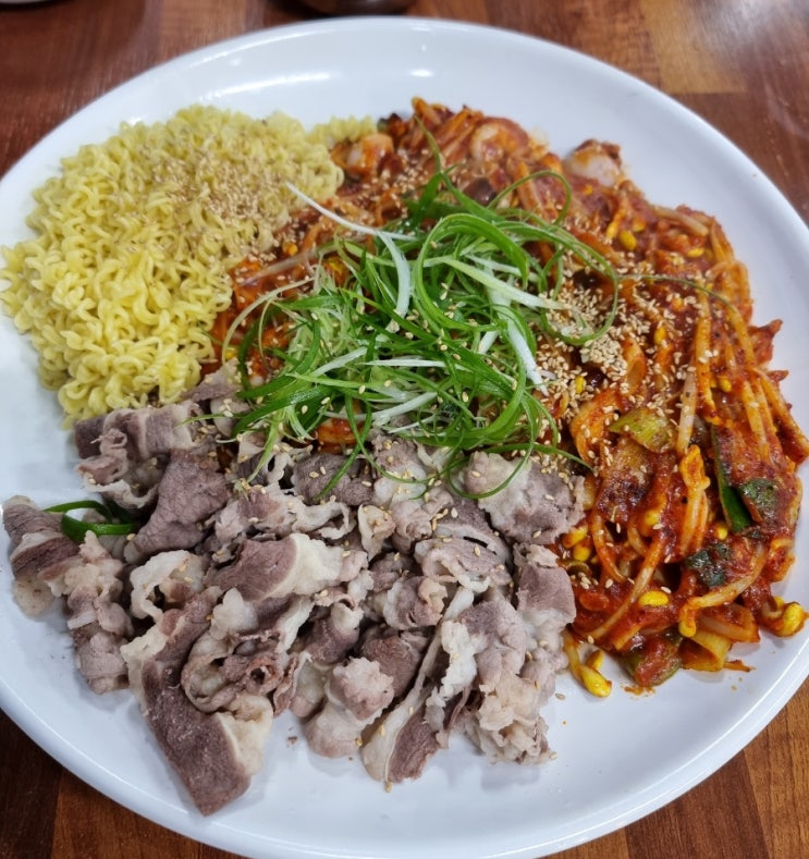  김해쭈꾸미맛집 "차돌품은쭈꾸미' 율하 관동동맛집 밥집 추천