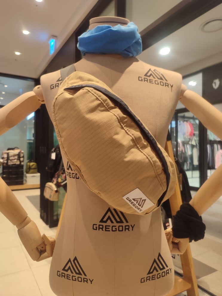  크로스백 테일러너 V2 PARKA BEIGE 08JM3573
