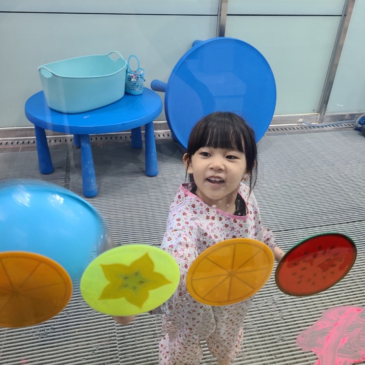  육퇴가 빨라지는 아이가 너무 좋아하는 물감놀이와 키즈카페가 한곳에 있는 병점 드로잉월