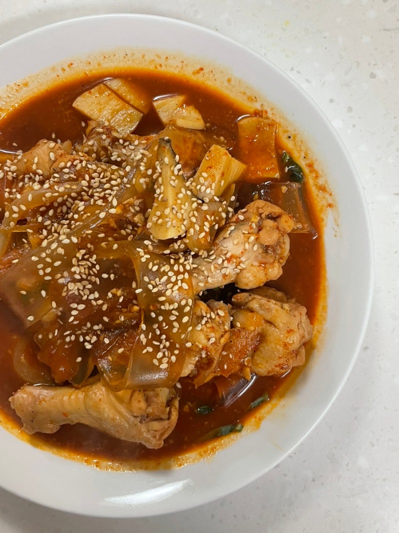 [요리]매콤달콤 빨간 찜닭 간단레시피
