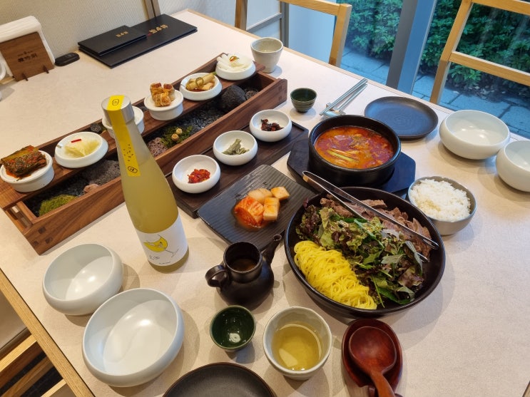  을지로 맛집 한암동 을지트윈타워점 정갈한 한식과 청계천 데이트