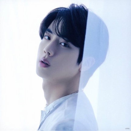 <b>방탄소년단 진</b> '에피파니' 美RIAA <b>골드 인증</b> 자격 획득