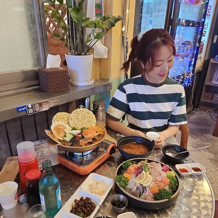  대전 강남으로간고래 포장마차 분위기에 둔산동 데이트 기분 나네