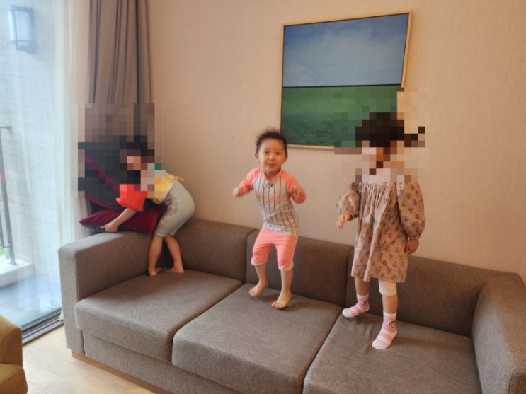  아이의 첫 친구들과 여행