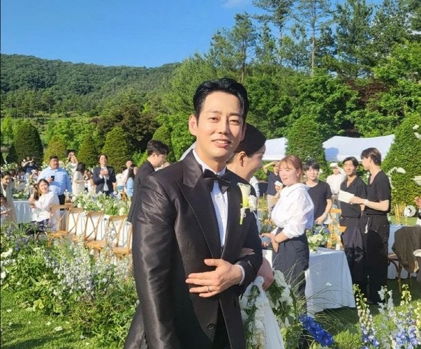 테이 비공개 결혼식 스포 정태우 참석 인증샷 신부얼굴은