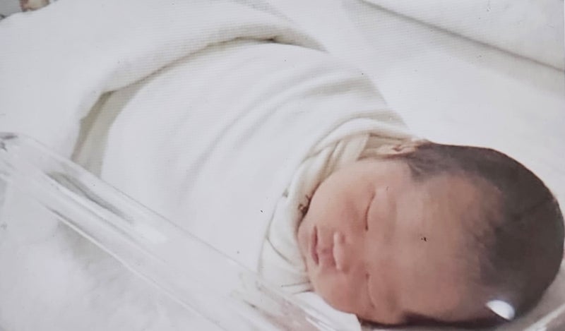 제왕절개 후 신생아에게 분유를 사용하는 방법 영아 산통이 없는 염소 분유 권장