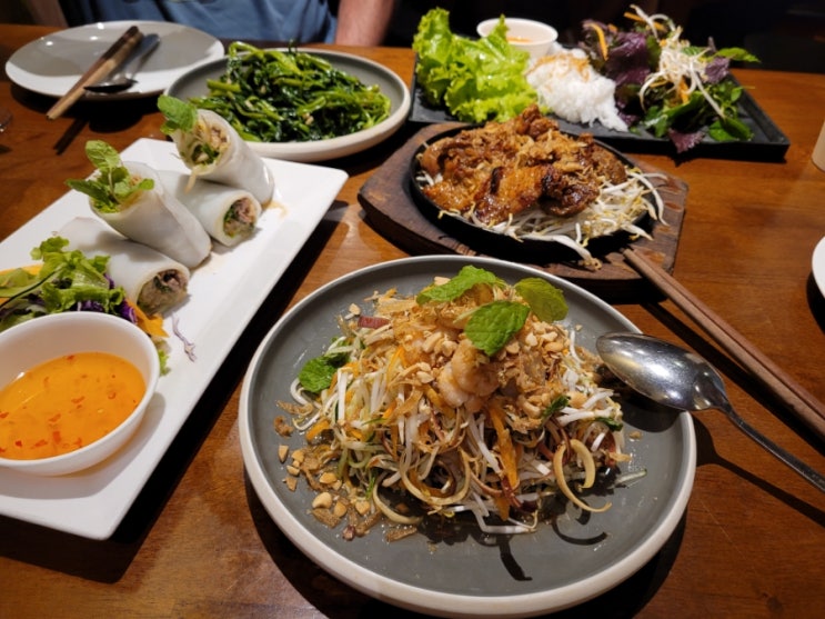  베트남 하노이 맛집 분짜 맥주거리 야시장 자유여행