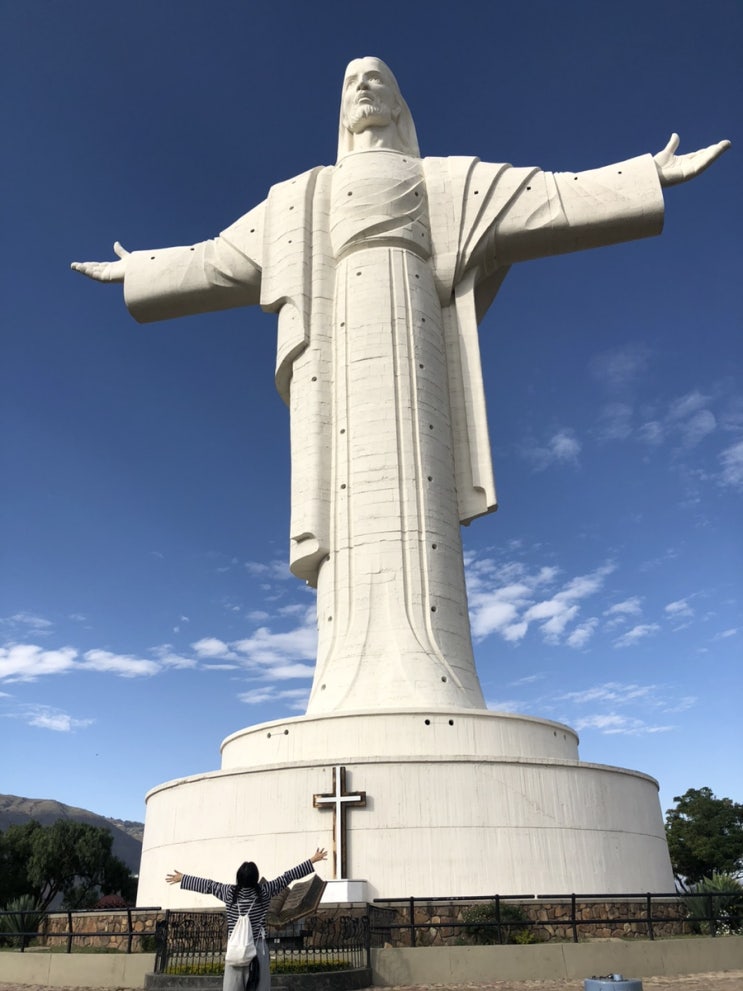  코차밤바 관광의 꽃 예수상