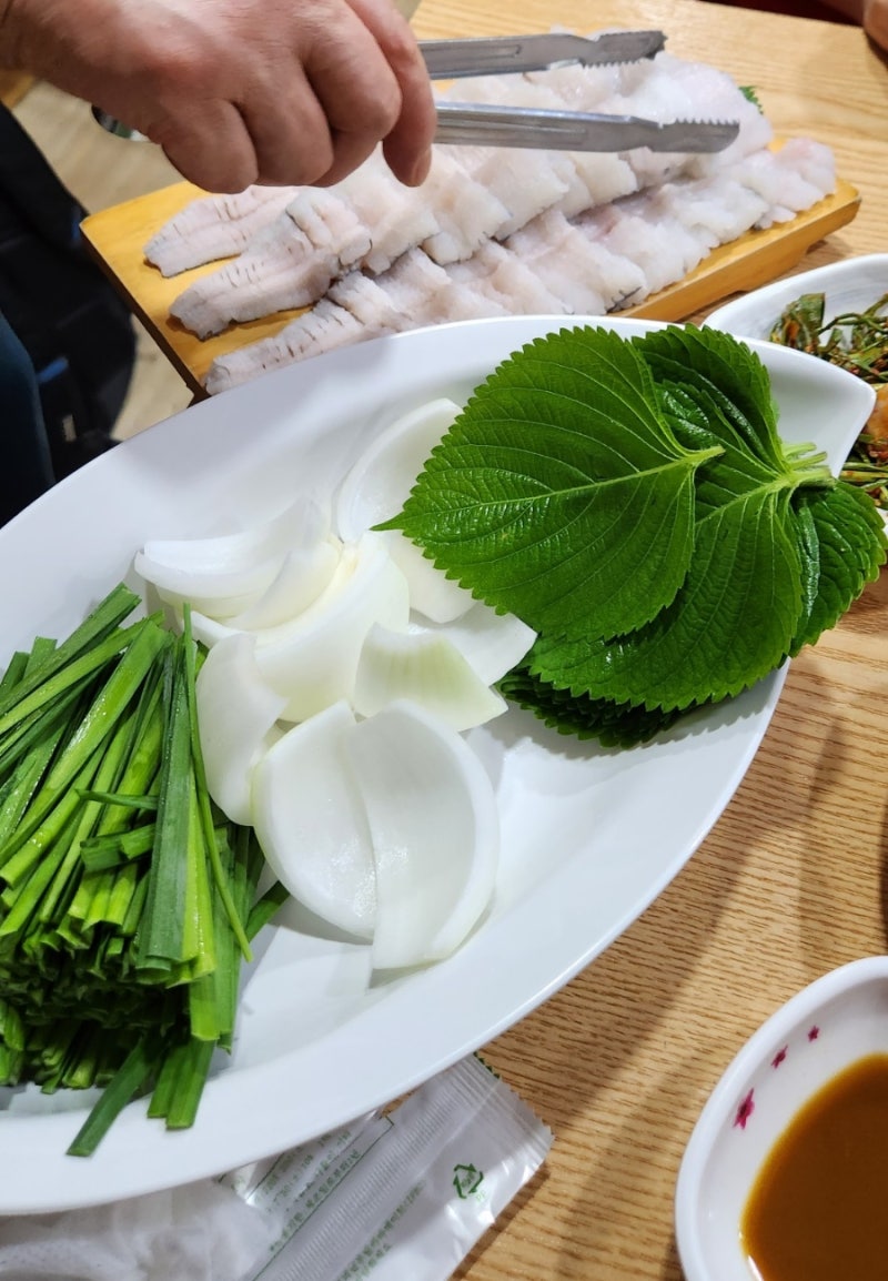 대치동 여수오동도 하모 샤브샤브