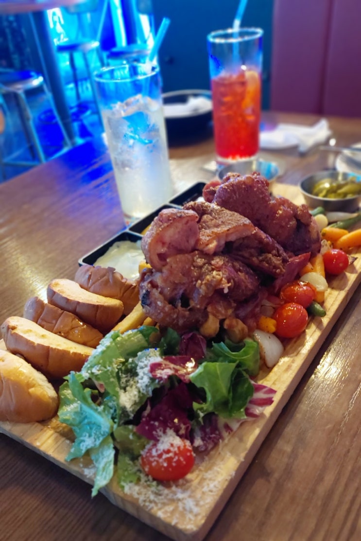 강남역맛집 왕스펍: 낮부터 펍이 가능한 강남핫플레이스 강남역맛집 왕스펍: 낮부터 펍이 가능한 강남핫플레이스