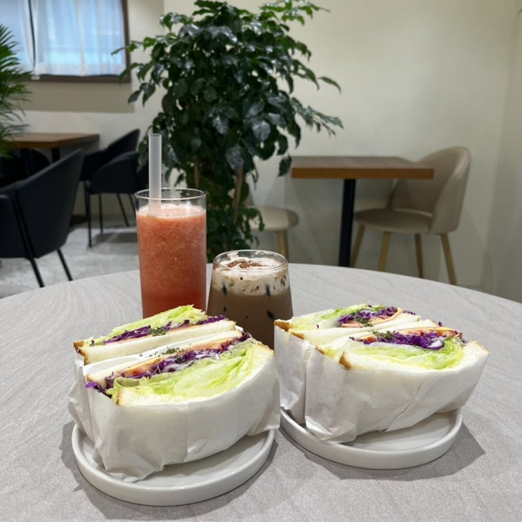  [상도역] 조용한 분위기 & 공부하기 좋은 상도동 카페, 카페공간