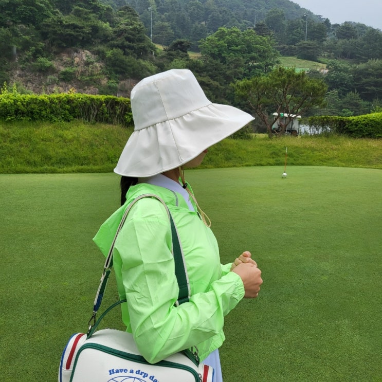 여성 골프 버킷햇 벙거지모자 넓은챙으로 확실한 햇빛가리개