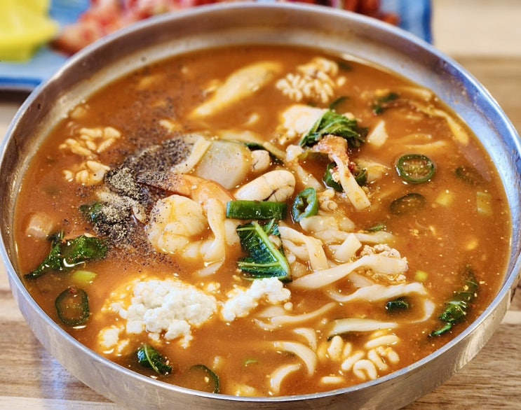  강릉 장칼국수 맛집.최씨장칼국수.애견동반식당.알곤이장칼국수 먹고 온 후기. 세인트존스 호텔 맛집.