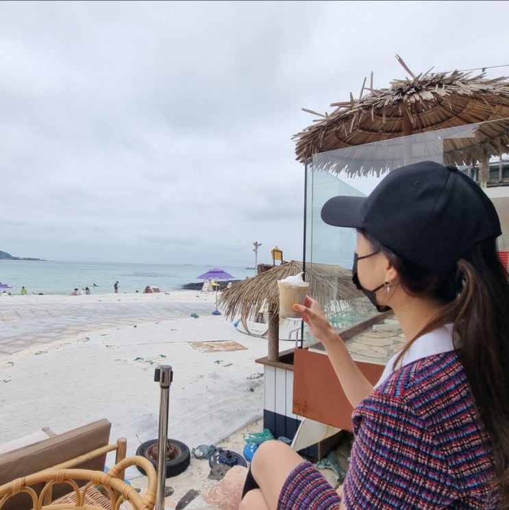  제주 금능해수욕장 카페 협재 호텔샌드 솔직후기 + 시그니처 메뉴 주차장
