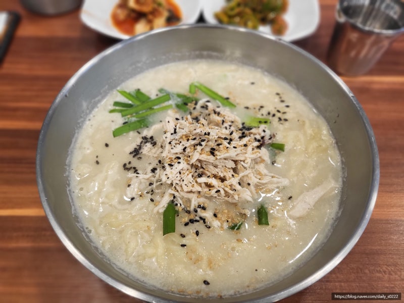 우중충한 날 닭칼국수 한 그릇, 대구 금산삼계탕 삼덕점 솔직후기