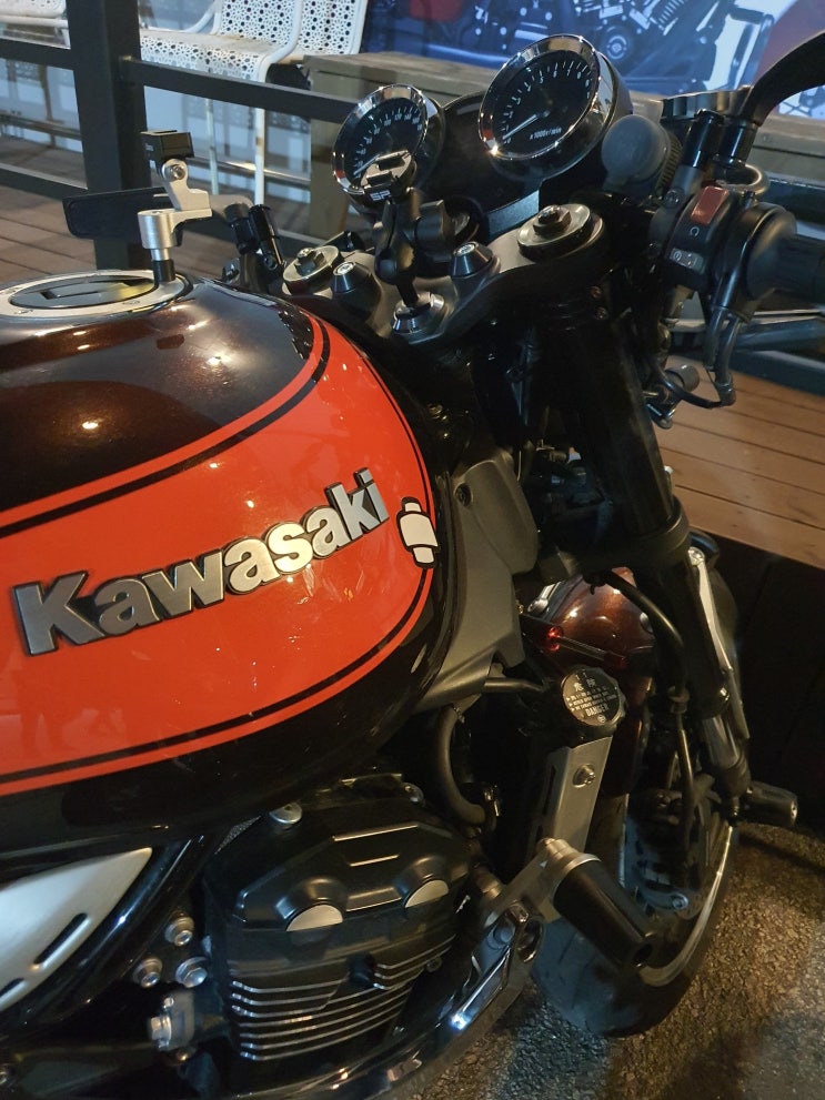 Z900RS 2019 - 탱크 꿀밤 보수改