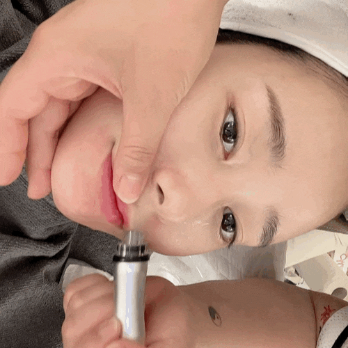  신논현 피부관리 전문가가 해주는 제대로 된 아쿠아필 각질모공케어