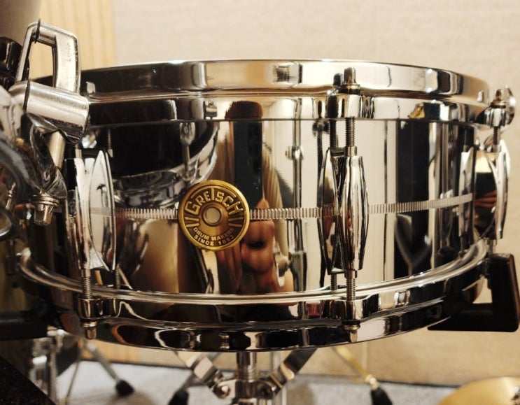  그레치 USA커스텀 COB 14"x5" 스네어 (Gretsch USA Custom Chrome Over Brass 14"x5" Snare)