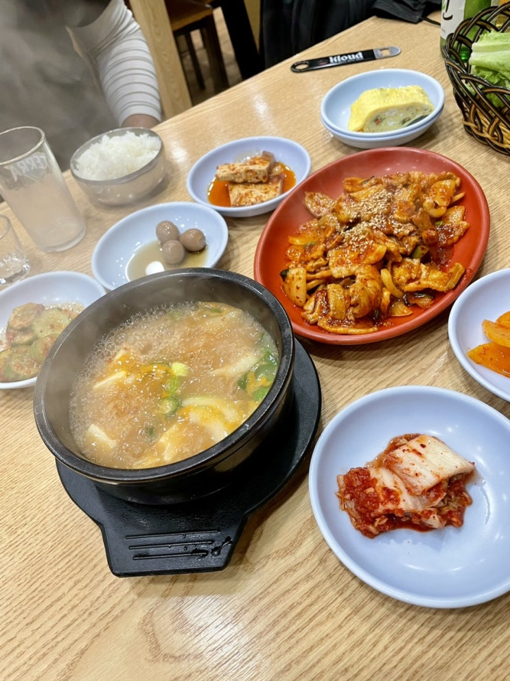 20년 넘은 천안노포 천안역맛집 가성비 좋은 화성식당 / 천안식후감