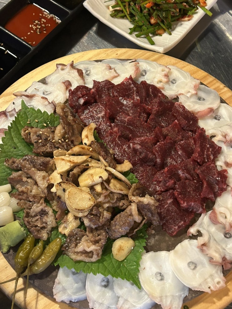 동대구역 고기집 맛깡패 야시장에서 뭉티기 삼합 조지기