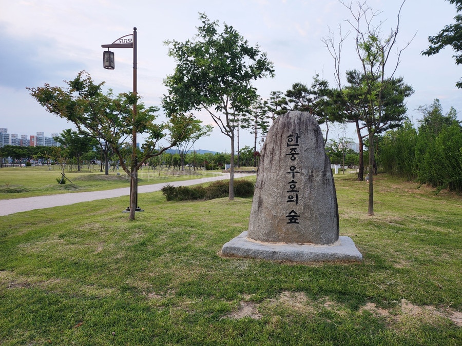 [경주 여행코스3]2박3일 경주 여행코스 경주 나만알고싶은 야경장소(빛누리정원 경주 야경 핫플 월정교 경주 금장대 연등축제) 관련 사진