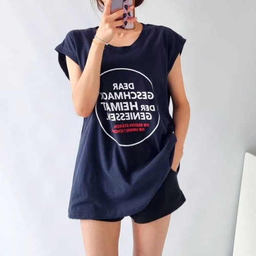  봄 여름 휴가룩 데일리룩 비치웨어 스트릿 패션 77사이즈 레터링 면 나시 민소매 롱 티셔츠