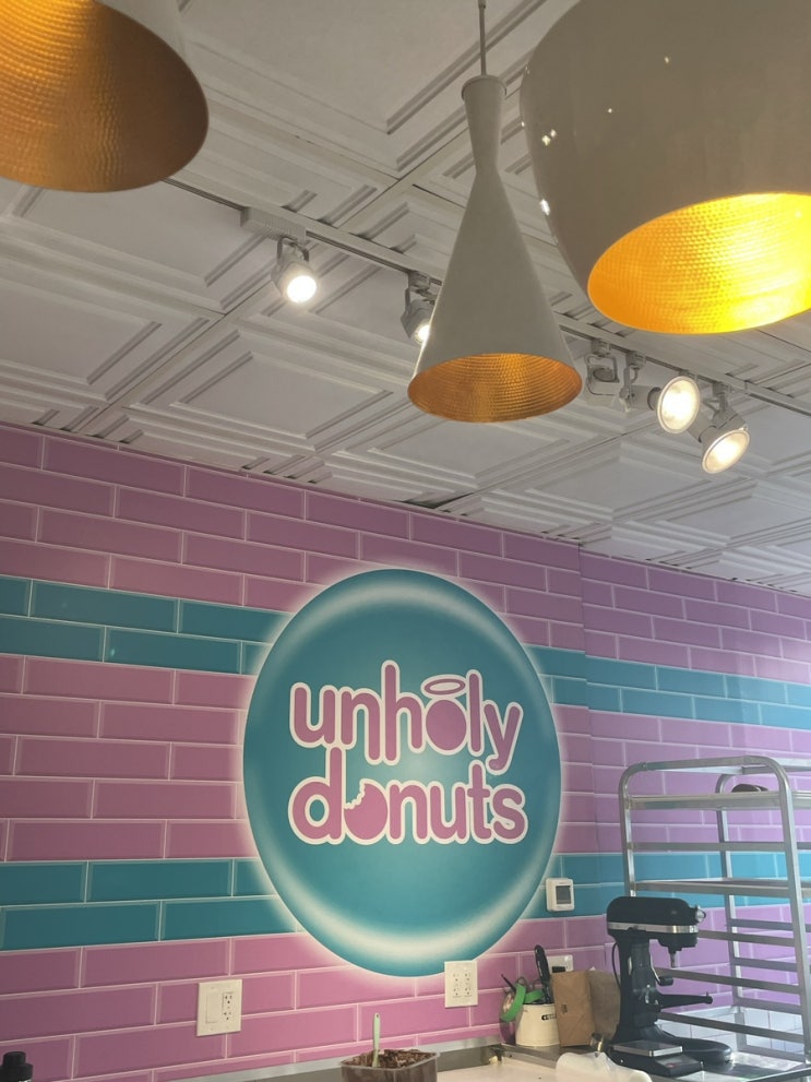  2023.Ep.493.캐나다 토론토 다운타운 도넛 추천: unholy donuts