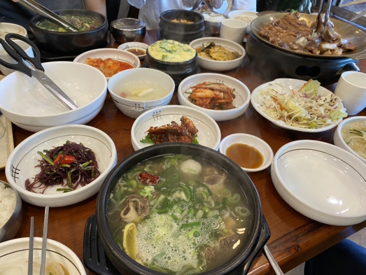 대전 손수차림 | 반찬이 푸짐하게 나오는 갈비집. 가족외식 갔어요 :) 대전 손수차림 | 반찬이 푸짐하게 나오는 갈비집. 가족외식 갔어요 :)