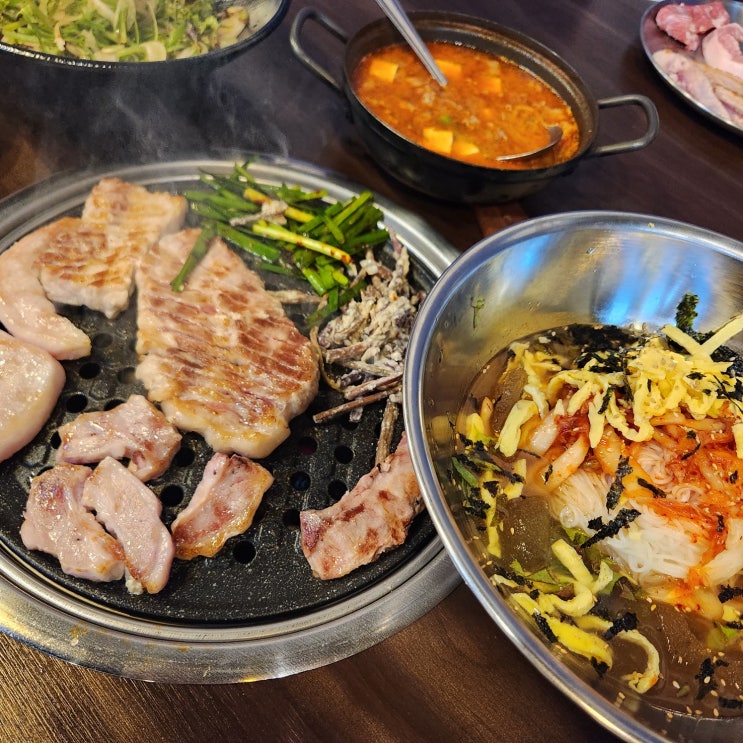  팔공한우왕소금구이 대림빌댕내 주차편한 고깃집