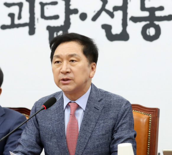 국민의힘, 노태악 <b>사퇴</b> 압박…<b>김기현</b> "노태악, 위원장 직무... 