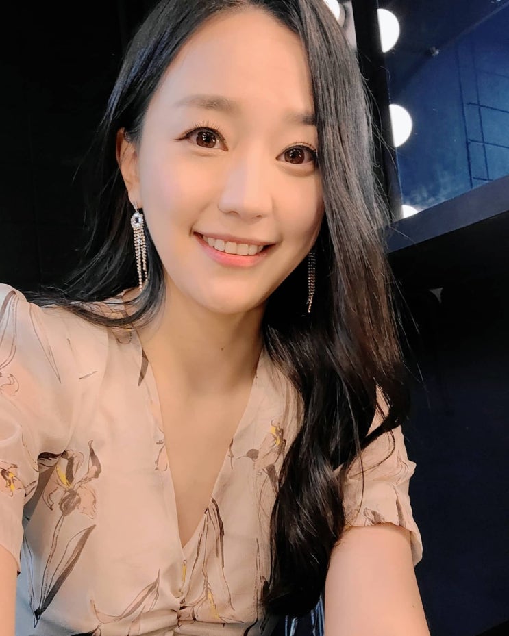 'GSL 여신' 문규리 아나운서, 결혼 4년만 임신 발표 "토끼띠맘 예약" 'GSL 여신' 문규리 아나운서, 결혼 4년만 임신 발표 "토끼띠맘 예약"