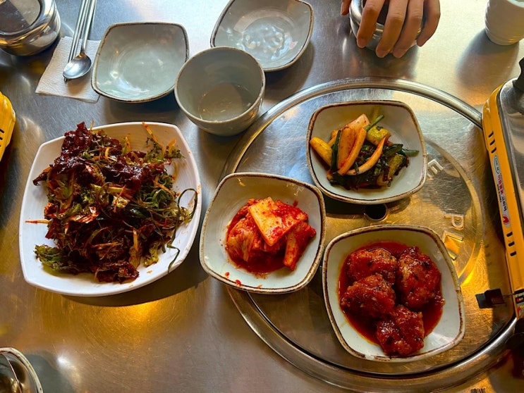강남역 김치찌개와 불고기가 맜있는 맛집 신부자식당 강남역 김치찌개와 불고기가 맜있는 맛집 신부자식당