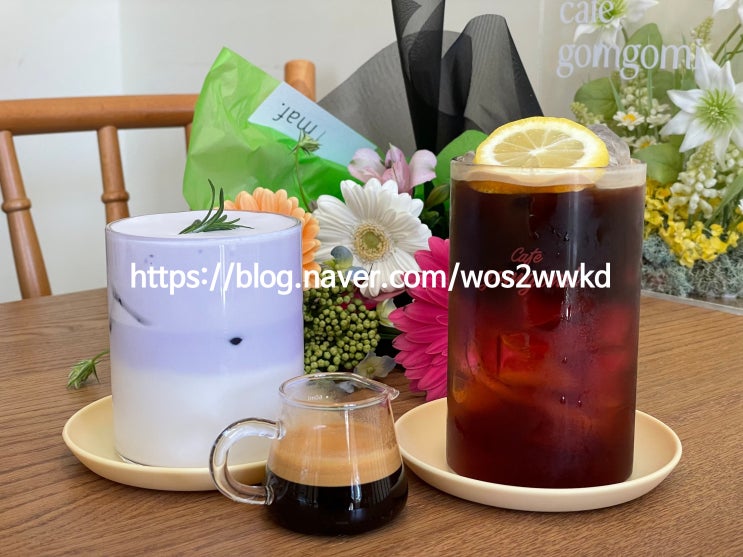  아기자기 귀염뽀작한 창원 가로수길카페 카페곰곰이