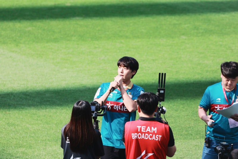 MOON1120.JPG?type=w800