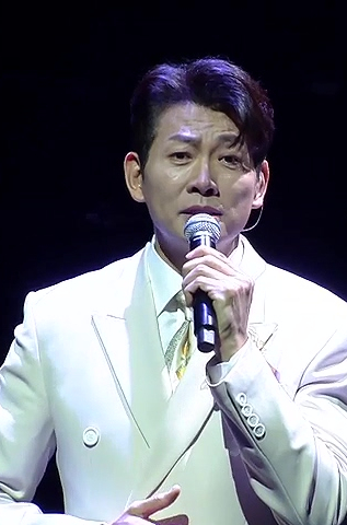 김용필 나이 학력 아내 부모님 아나운서 가수 전향 이유 트롯가수 안성훈, 박지현, 진해성 박성웅 스타다큐 마이웨이 김용필 나이 학력 아내 부모님 아나운서 가수 전향 이유 트롯가수 안성훈, 박지현, 진해성 박성웅 스타다큐 마이웨이