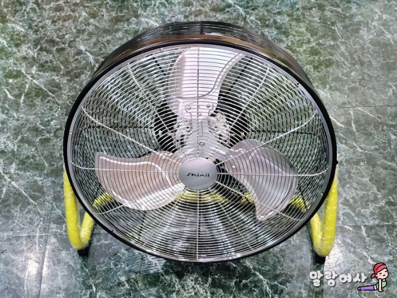 신일 업소용선풍기로 사무실을 시원하게!!