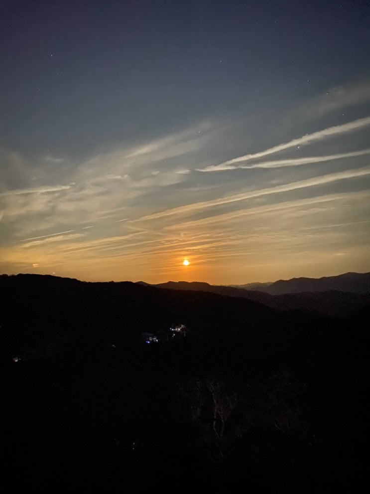  일본에서 만나는 달 별