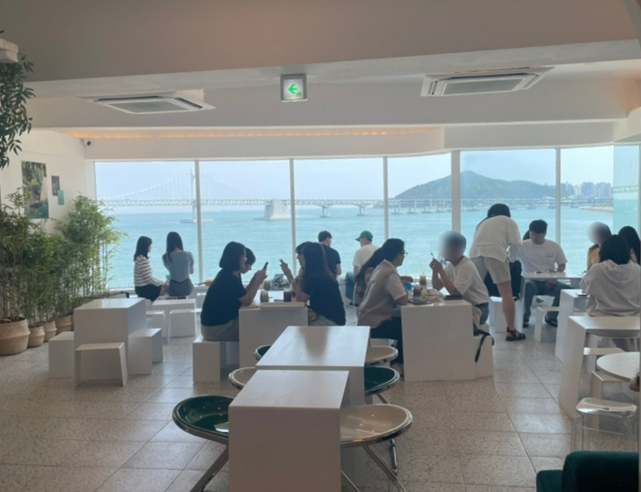  광안리 카페 광안대교 오션뷰 카페 포레스트원 그린