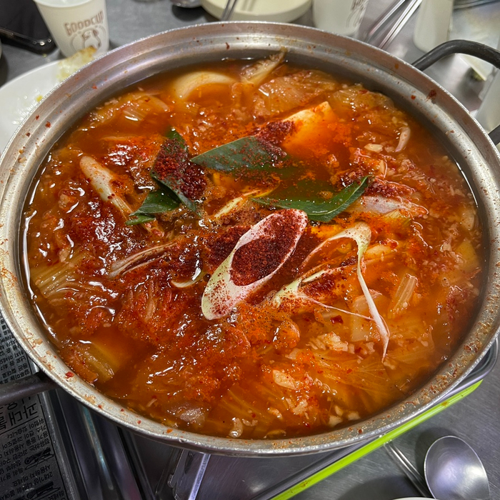  [전주 전북대] 광장의 명물 “광장 포차 타운”
