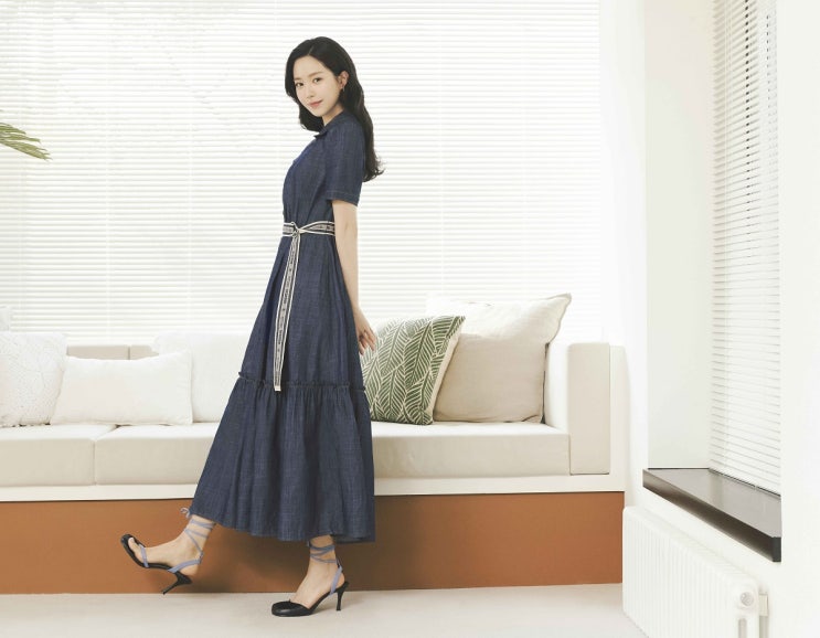  손나은, 리조트 룩 화보