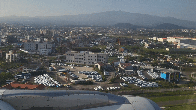  OZ 청주→제주: 전라남도와 제주도 그 사이 어딘가. 하늘에서 본 제주