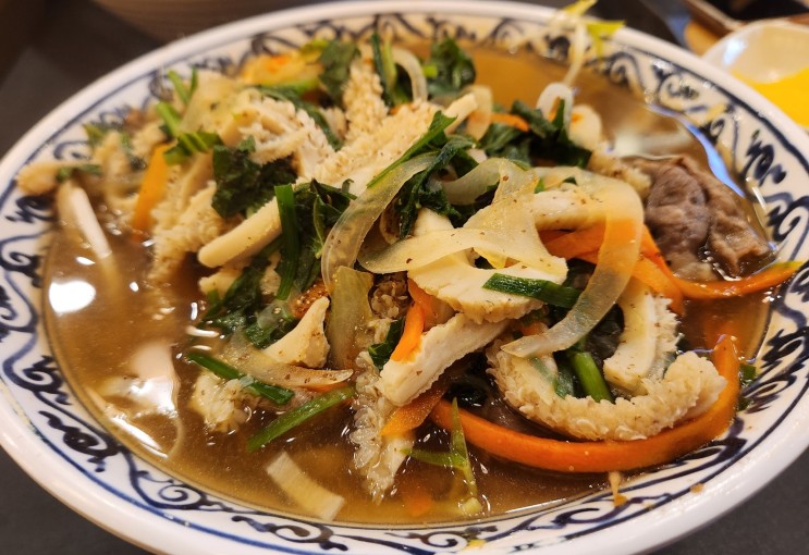 사이공본가:현지 맛의 독특한 베트남 쌀국수(다양한 토핑과 저렴한 가격) 깐양/소곱창/얼큰 3종 후기