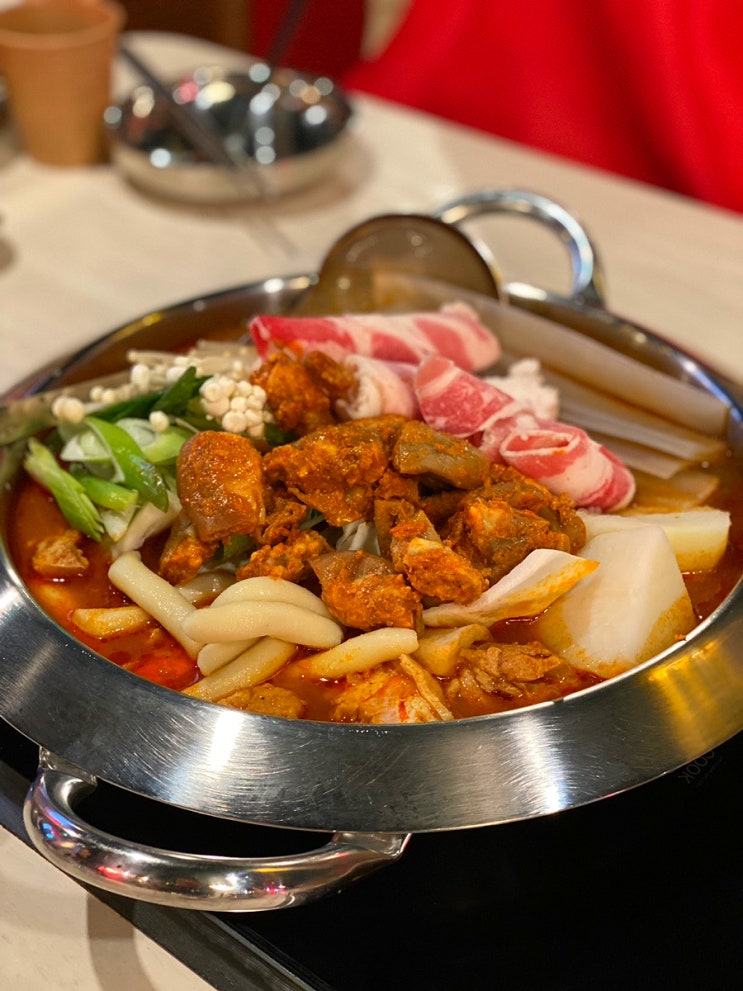  신림 닭볶음탕 맛집 곱도리탕이 맛있는 홍미집