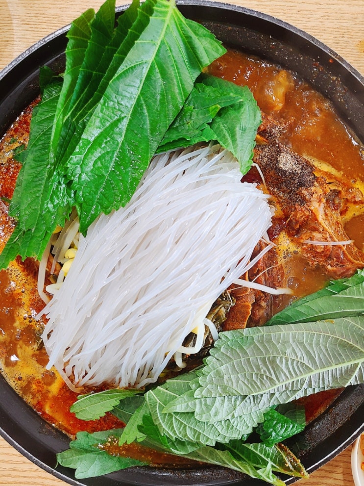 초이동맛집 행복추풍령감자탕 살코기가 많은 맛있고 착한가격 감자탕 후기