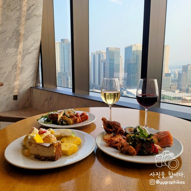  [서울시 용산구 한강로3가] 서울드래곤시티 노보텔 프리미어 라운지 이브닝 칵테일