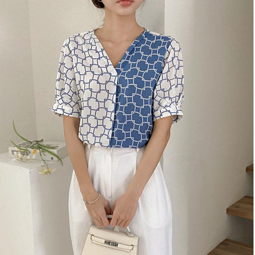 여름 50대 미시 엄마옷 커리어우먼 출근 하객 체인 배색 브이넥 쉬폰 반팔 블라우스 셔츠
