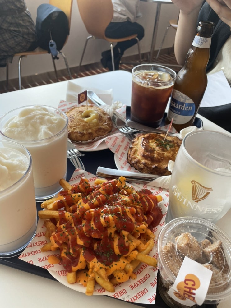  광안리 디저트 맛집 치키파이(CHEEKY PIE)